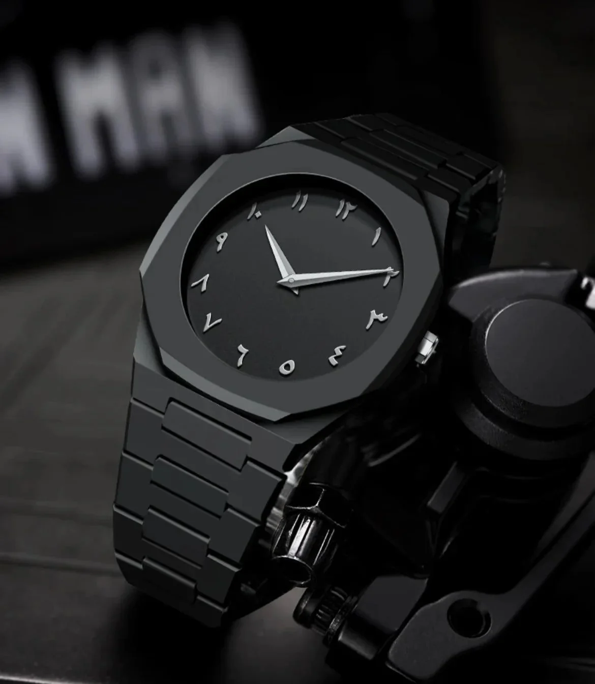 New Arabic Men’s Aura Watch Black Modern Creative